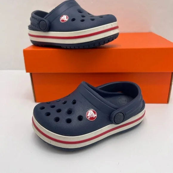 CROCS Kids Navy Blue Slippers - Picture 16 of 16